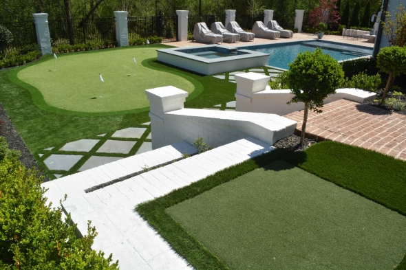 Albuquerque backyard tee box