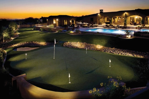 Albuquerque backyard putting green
