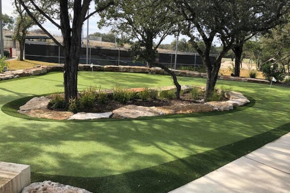 Albuquerque residential backyard putting green grass